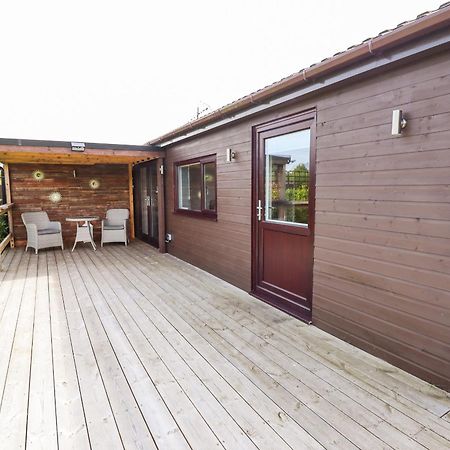 Meols Holiday Lodge Wirral Exteriör bild